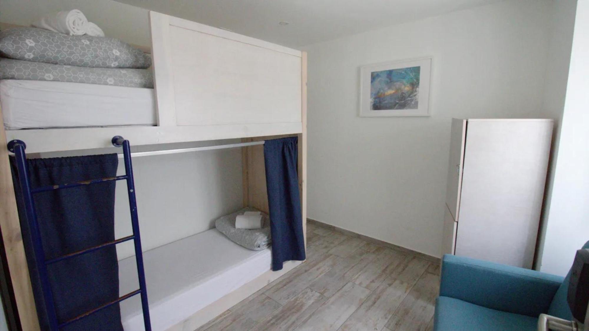 Wot Peniche Hostel Bagian luar foto