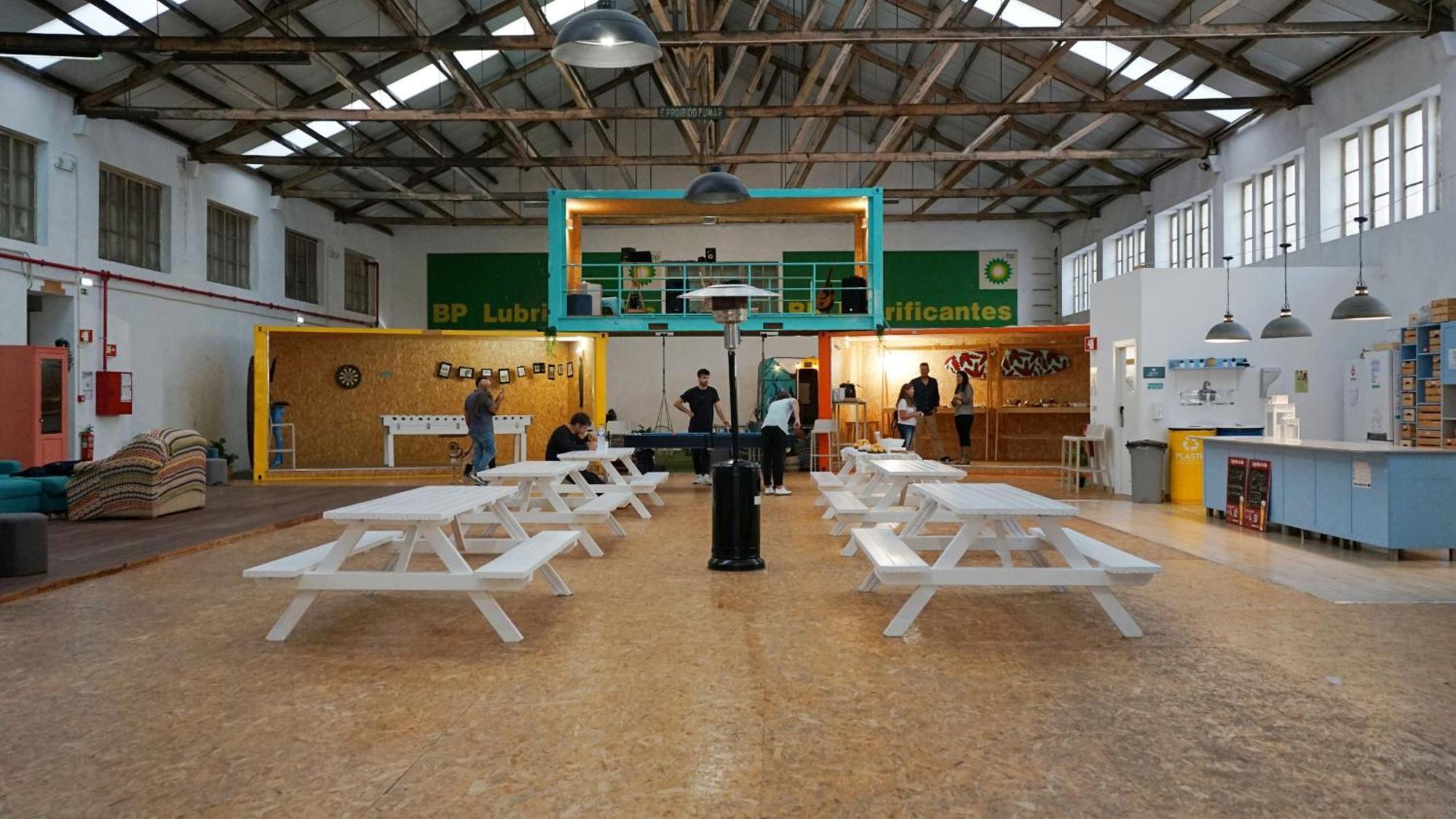 Wot Peniche Hostel Bagian luar foto